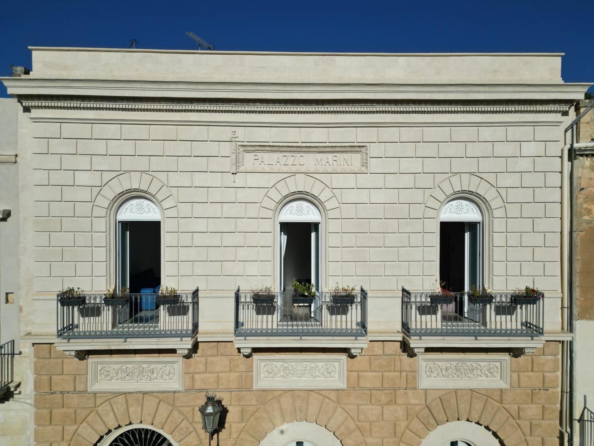 Palazzo Marini B&B Di Charme Lecce Bagian luar foto